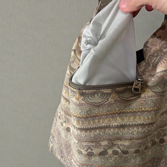 Sakroots Large Hobo Style Crossbody Bag - Picture 14 of 14